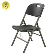 Made of solid steel, these collapsable dining chairs fold into a neat little package that can be stored in very little space, and the myriad of patterns and styles allow you to pick the right folding dining chairs to compliment your dining area, even if they rarely get used. Made In China Dining Room Plastic Folding Chairs China Dining Room Chairs Garden Chair
