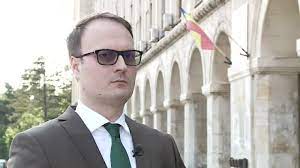 Cumpănașu susține că dăncilă a dat ordinul pentru execuția sa și a familiei sale. Cine E Alexandru CumpÄƒnaÈ™u Candidatul Legat De Drama Din Caracal Care Trage Cu Arma Stirileprotv Ro