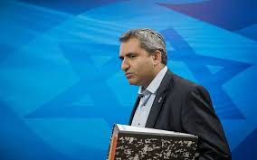 בקליניקה מבוצעים טיפולי פנים, גוף ושיער שונים, אשר מטרתם היא טיפוח הפנים הגוף והשיער. 4xiybds2uvib2m