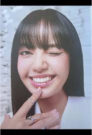 Lisa Hyper Gle Benz Picture