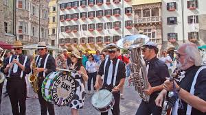 Explore an array of french quarter, new orleans vacation rentals, including houses, apartment and condo rentals & more bookable online. New Orleans Festival 2021 Innsbruck Tirol In Osterreich