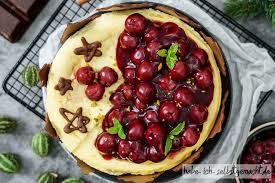 Creme erst zubereiten, sobald kirschen abgekühlt sind. Weihnachtstorte Mit Gluhweinkirschen Habe Ich Selbstgemacht