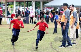 Pada 29 julai 2010, kementerian pelajaran malaysia (kpm) telah mewujudkan bahagian sukan sebagai sebuah bahagian yang berasingan dari bahagian kokurikulum dan kesenian. Pkpp Aktiviti Sukan Dan Kokurikulum Dibenar Dalam Kawasan Sekolah Sahaja Cikgu Share