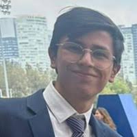 100+ perfiles de «Alexis Bernal»