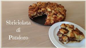Ecco qualche ricetta per riciclare il pandoro avanzato dopo le feste di natale. Sbriciolata Di Pandoro Crumbled Pandoro Riciclare Pandoro Youtube