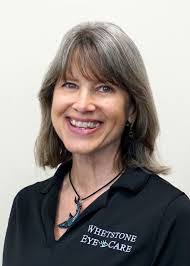 Lori Carlson's Instagram, Twitter & Facebook