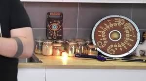 Whereas zelda is the chosen bearer of the triforce of wisdom, which bestows the sacred sealing power passed down to the women of her family. The Backpack Shield Zelda Breath Of The Wild Of Gastronogeek Thibaud Villanova In His Video Recipe The Legend Of Zelda The Cake Monster Spotern