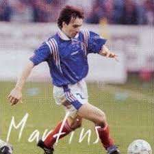 Les équipements sportifs des équipes de france s'adaptent selon les sports, mais au final un jeu de couleurs persistent : Football Yesterday Today Corentin Martins Statistiques Detaillees En Equipe De France