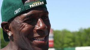 Donald Driver tweets about Packers deal