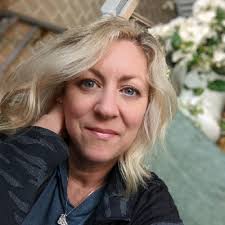 Dan Harbridge sur LinkedIn : #hockey #nhl #hockeyisforeveryone #vancouver  #canucks #sports #diversity…