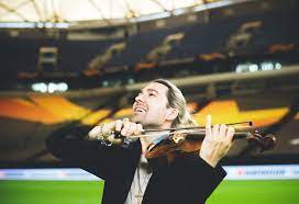 David christian bongartz was born on the 4th of september 1980, and as david garrett, is known as a german violinist, who became famous for being a crossover artist, integrating pop and classical music. Hankook David Garrett Perform Uefa Europa League Anthem Remix Tyrepress
