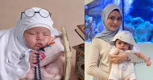 Be strong, be dynamic, be positive (official). Comelnya Cucu Arwah Iron Lady Datuk Maznah Hamid Sedondon Baju Raya Dengan Mummy Daddy Nona