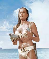 Check spelling or type a new query. Ursula Andress So Wurde Ich Zum Ersten Bond Girl Der Geschichte Leute Bild De
