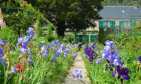 Monet lived in giverny from 1883 to his death in walked our bed and breakfast stay, through the small town of giverny france where claude monet. An Afternoon At Claude Monet S Garden In Giverny France Travels With Tricia