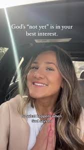 Stacie Howell's Instagram, Twitter & Facebook