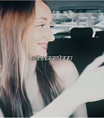 Audrey Mathis's Instagram, Twitter & Facebook