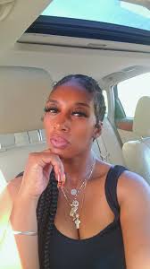 I used to stay in touch,now I'm out of reach 🤎🖤