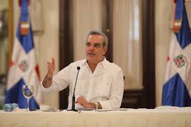 Este es el primer fin de semana de este nuevo toque de queda dispuesto por el gobierno dominicano, y a diferencia del horario de los días de semana durante este sábado y. Poder Ejecutivo Dispondra Toque De Queda De 8 00 De La Noche A 5 00 De La Madrugada Todos Los Dias Para El Gran Santo Domingo Presidencia De La Republica Dominicana