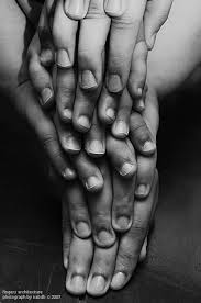 Black And White Barney Pin Di Debby Barney Su Bizarre Foto Di Famiglia Mani Idee Fotografiche