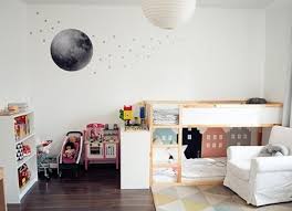 Ikea Kura Bett 35 Ideen Zum Hochbett Umbauen Verschonern Fur Kinder In 2020 Ikea Kura Bett Ikea Kura Bett Umgestalten Kura Bett