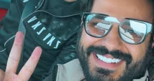 عبد الله بوشهري يغادر الحجر الصحى مقدرتش أسلم على أمى ولا أبوسها منتديات درر العراق