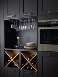 Cuisine Mobalpa Avec Des Rangements Optimises Pour La Cave A Vins Hello Blogzine Blog Deco Lifestyle Www H Rangement Cuisine Cuisine Moderne Photo Cuisine