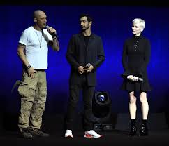 It's really interesting working with someone who's got an alien up their arse, riz ahmed recalls, chatting to den of geek at a. Who S In The Venom Cast Tom Hardy Jenny Slate Michelle Williams Riz Ahmed Woody Harrelson Star