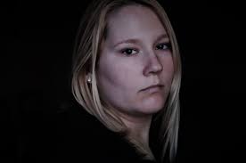 What should a photographer wear to a wedding?