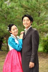 Get your daily dose of lee joon gi and watch his best movies and dramas that you can stream right now. Breaking Lee Joon Gi And Jeon Hye Bin Have Been Dating For Two Years Koreaboo