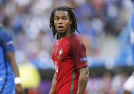 Former liverpool legend believes saul and renato sanches would fit right into jurgen klopp's plans. Journalist Claims Renato Sanches Move To Liverpool Is Almost Done Anytime Football