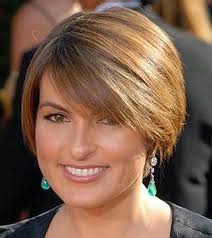 Many women feel that they must cut off all their hair when they get older and stick with a short traditional style. Short Hairstyles Short Hairstyle For 40 Year Old Woman New 40 Year Old Hair Styles Womens Hairstyles Older Women Hairstyles