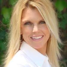 Angela Jaquez's Instagram, Twitter & Facebook