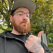 Callum Dickson (@CallumGalagnar)