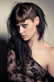 This is an asymmetrical hairstyle. Pin On Flamboyant Gamine Lines Exploration