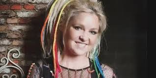 Robyn Millar's Instagram, Twitter & Facebook