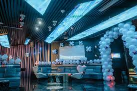 Looking for a grand venue for your next big event? Experience premium KTV in our Grand Villa room at Nine KTV!! 🥳 For only Php20,000 consumable on food and drinks, gather up