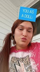 Polly Howell's Instagram, Twitter & Facebook