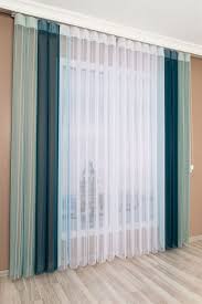 Bir evi ev yapan, evin havası değiştiren unsurlardan biri de perdedir. Mint Yesili Turkuaz Ekru Renkli Dikey Tul Perde Modeli Burada