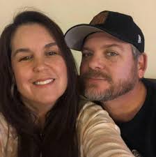 Guys … how do I identify the age of this please 🫡