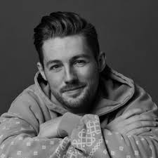 Danielle Haskell (@DanielleVHaskel)