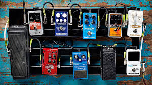 Signal Chain 101: Going Back To School On Pedal Order | Reverb News