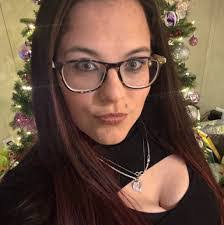 Bettina Lopez's Instagram, Twitter & Facebook