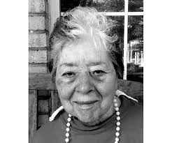 Leslie Cavallaro's Instagram, Twitter & Facebook