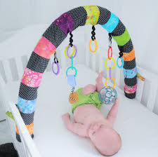 Couldn T You Just Make This With A Pool Noodle What A Great Baby Shower Idea Happy Baby Crib Gym Bebek Besigi Bebek El Sanatlari Dogum Oncesi Hediyeleri