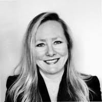 Karyn May's Instagram, Twitter & Facebook