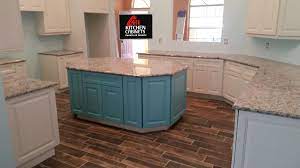 Hri marble & granite 7.4. 411 Kitchen Cabinets On Twitter American White Cabinets With White G Granite Http T Co Zurehj1plc
