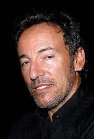 What does this look mean? 🤔 📷: James Devaney