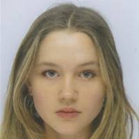 Eloise Cooke's Instagram, Twitter & Facebook