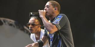 Изучайте релизы joey starr на discogs. Biarritz Joey Starr Et Son Petit Frere Morvilous En Visite