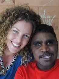 Too many cheeky dogs' children's book gets translated into Kriol